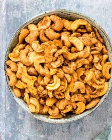 A bowl of spicy roasted cashew nuts
