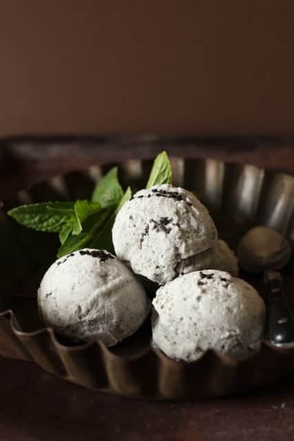 Toasted Black Sesame Frozen Yoghurt