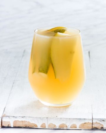 a glass of slow cooker pear juice