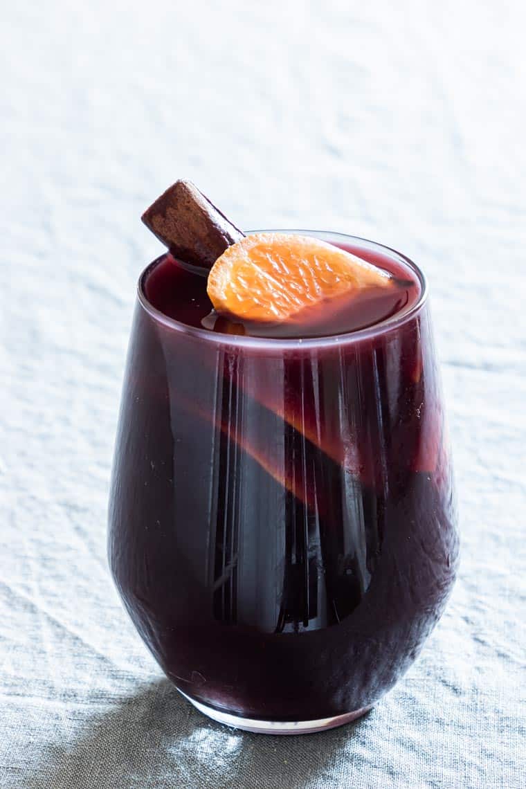 Instant Pot Orange Mulled Wine | Glühwein Recipe - Recipes From A Pantry