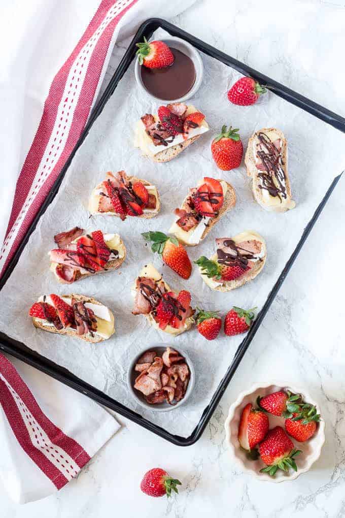 bacon, cheese and chocolate bruschetta & spoiltpig bacon love