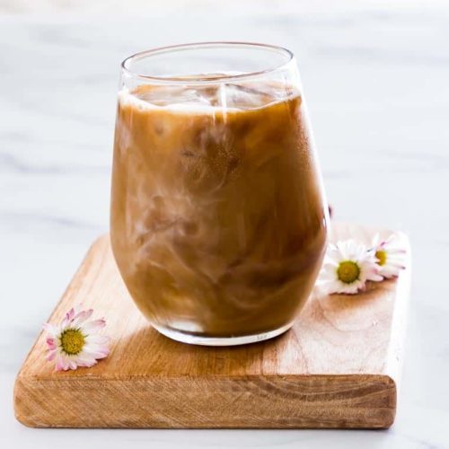 https://recipesfromapantry.com/wp-content/uploads/2016/04/Instant-pot-iced-coffee-concentrate-25-of-45-500x500.jpg