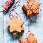 An easy Pierniczki świąteczne (aka polish Christmas cookie) recipe. It is an instant favourite of mine and will be yours too. Recipesfromapantry.com #Pierniczkiświąteczne #christmascookies