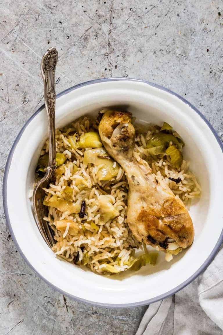 This one pot leek and chicken rice is delicious and easy to make recipe and is comfort food at its best. #onepotchicken #onepotrice #onepotrecipe #onepot dinner #onepotleekrice #onepotchicken rice