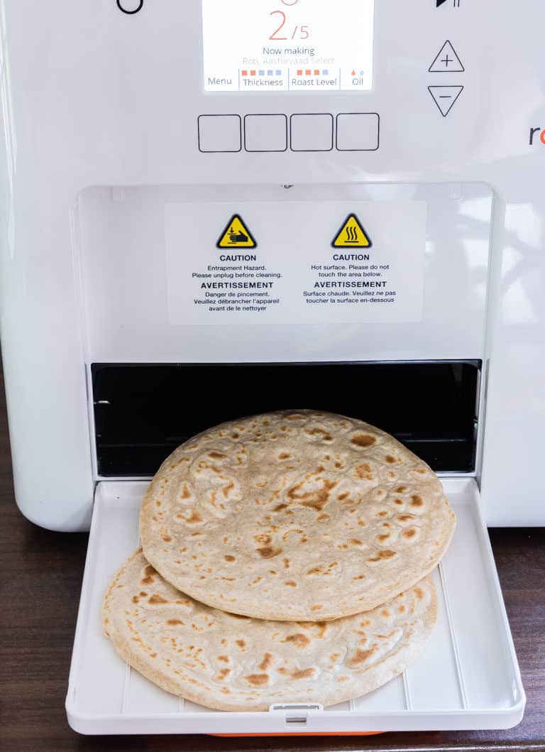 roti coming out of the rotimatic