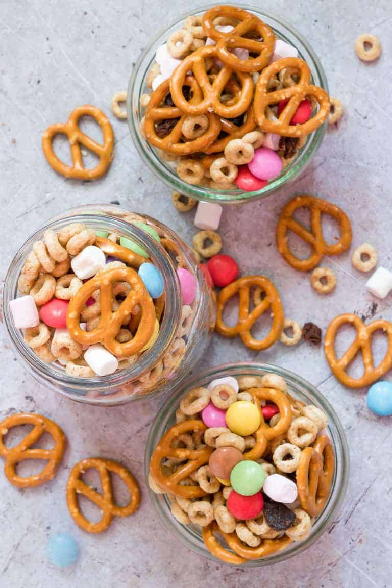 5-minute-sweet-and-salty-snack-mix-recipes-from-a-pantry