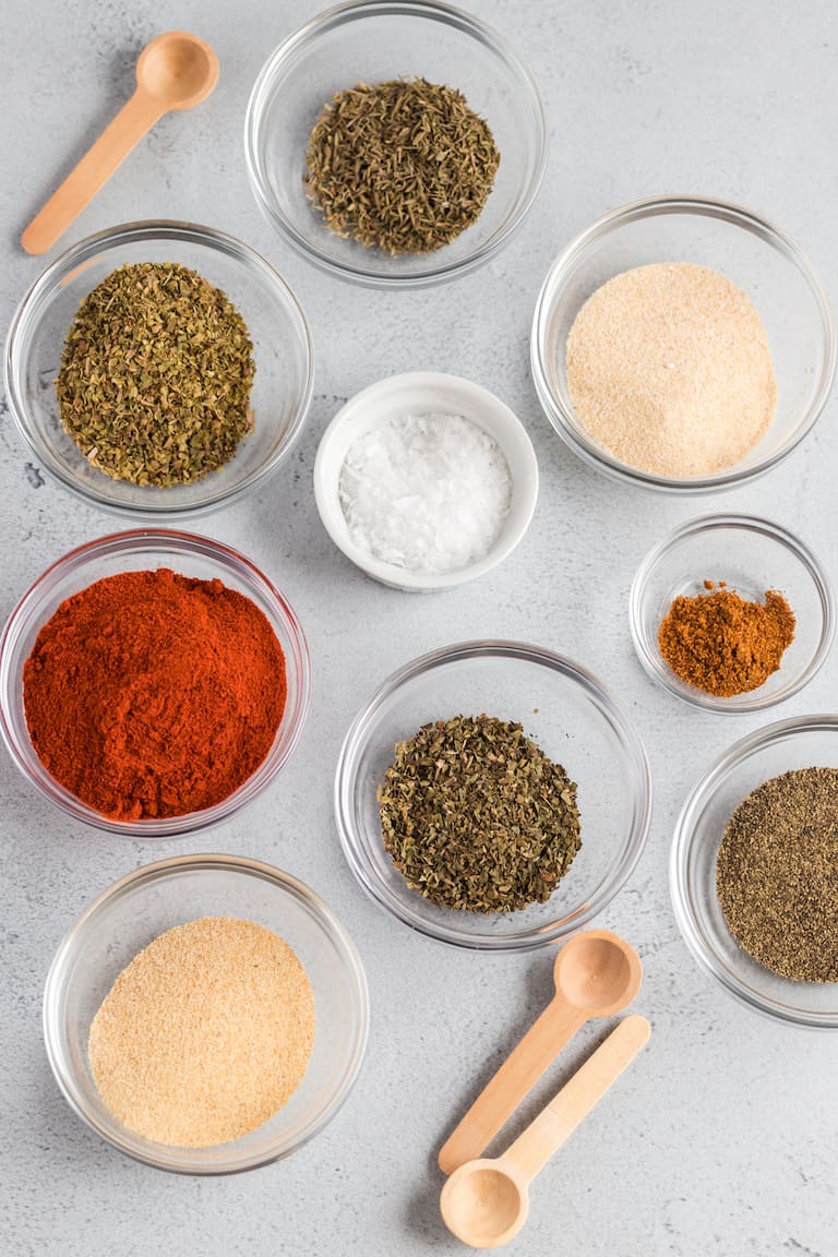 the ingredients needed for making creole seasoning