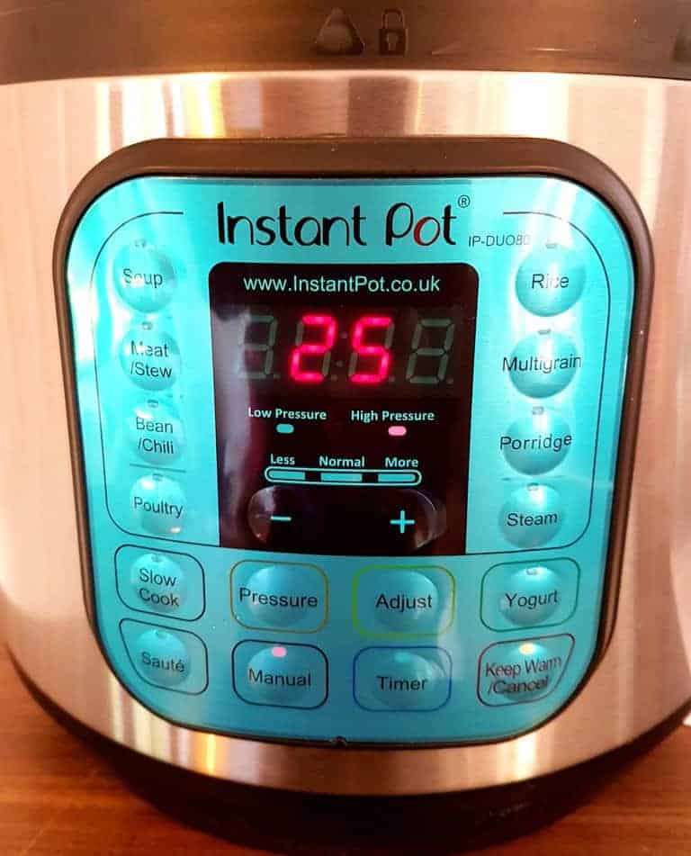 instant pot duo 7-in-1 with 25 minutes set on clock