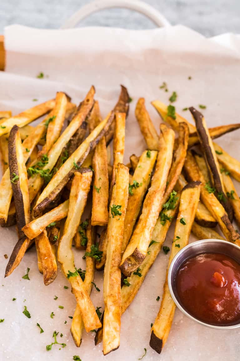 air fryer french fries with ketchup