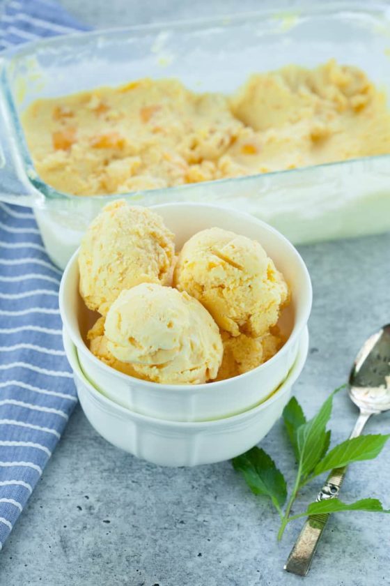 Easy Mango Ice Cream - Yummy Recipe