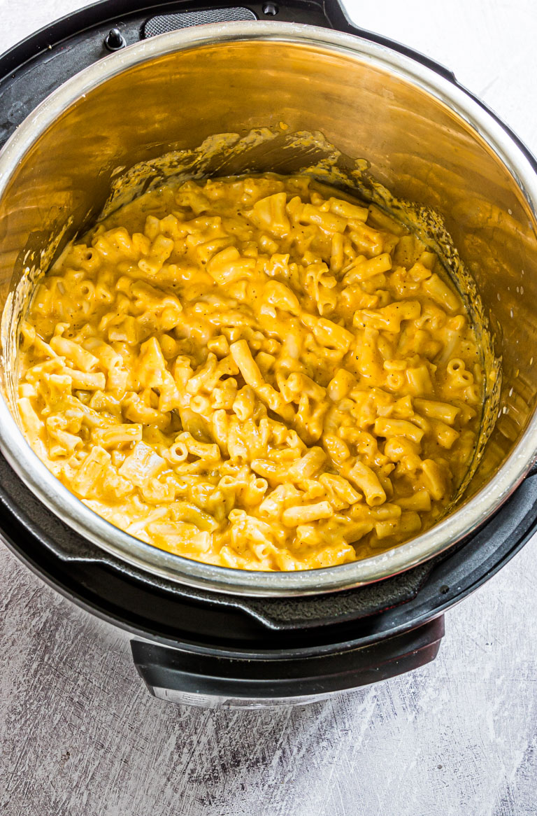 the finished instant pot pumpkin mac and cheese inside the instant pot