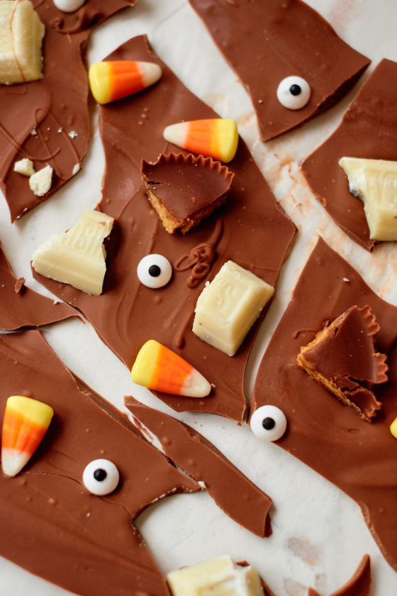 Halloween Candy Bark - Yummy Recipe