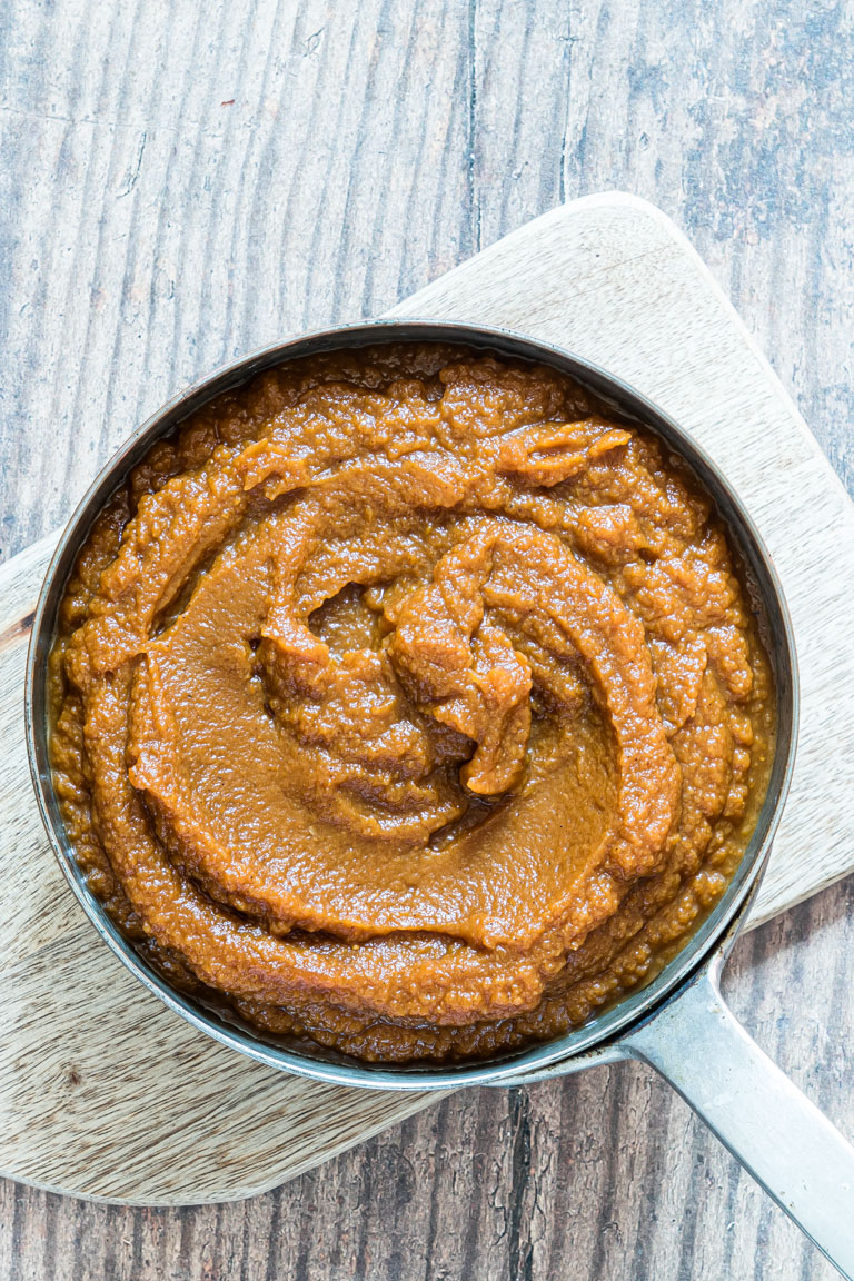 the finished pumpkin butter served in a skillet style pan