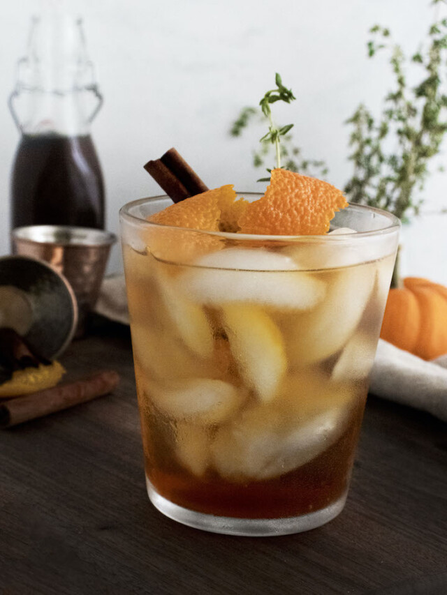 Fall Spiced Old Fashioned Cocktail Story