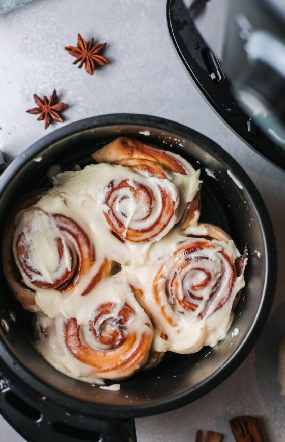 Air Fryer Bacon Cinnamon Rolls Yummy Recipe