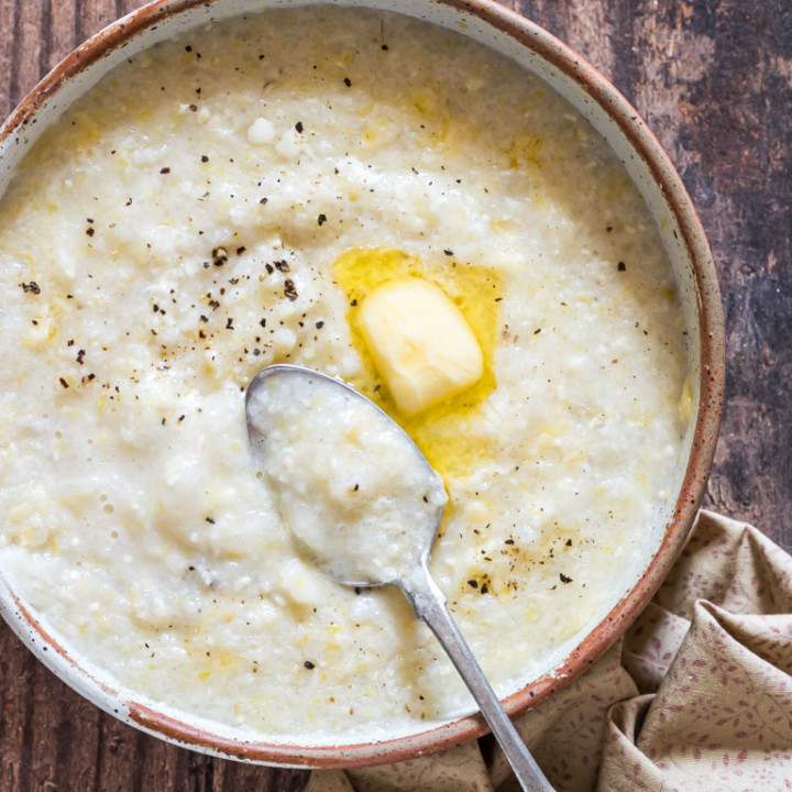 Creamy Crockpot Grits - Recipes From A Pantry