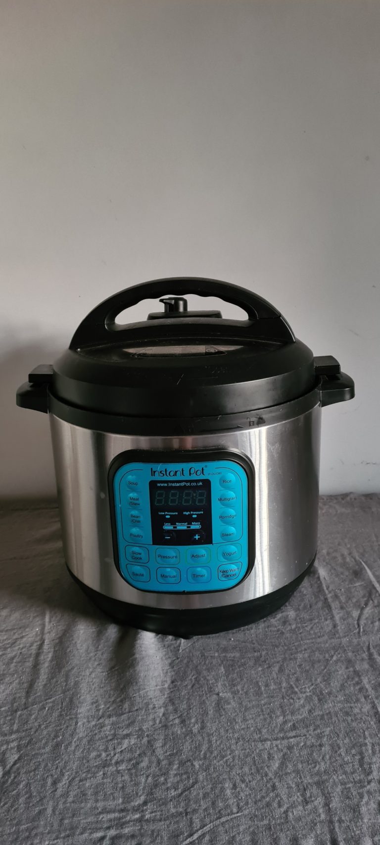 front view of one of the Instant Pot Sizes featured in the guide