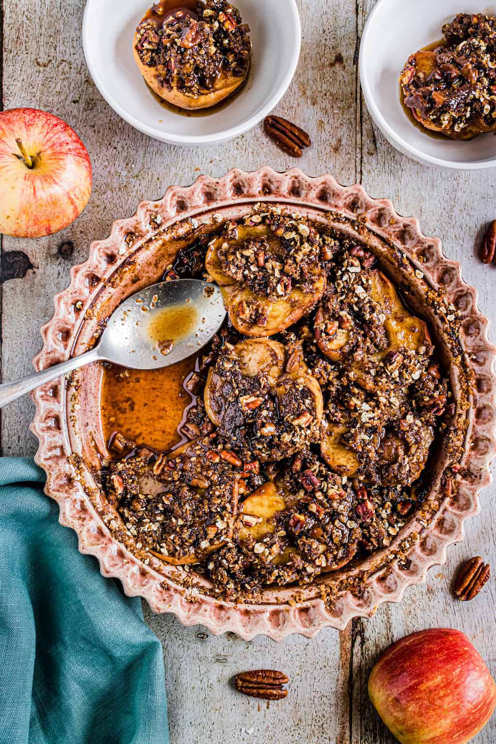 Baked Apples With Pecan Streusel