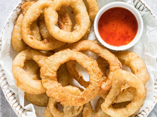 Easy Air Fryer Frozen Onion Rings – The Travel Bite