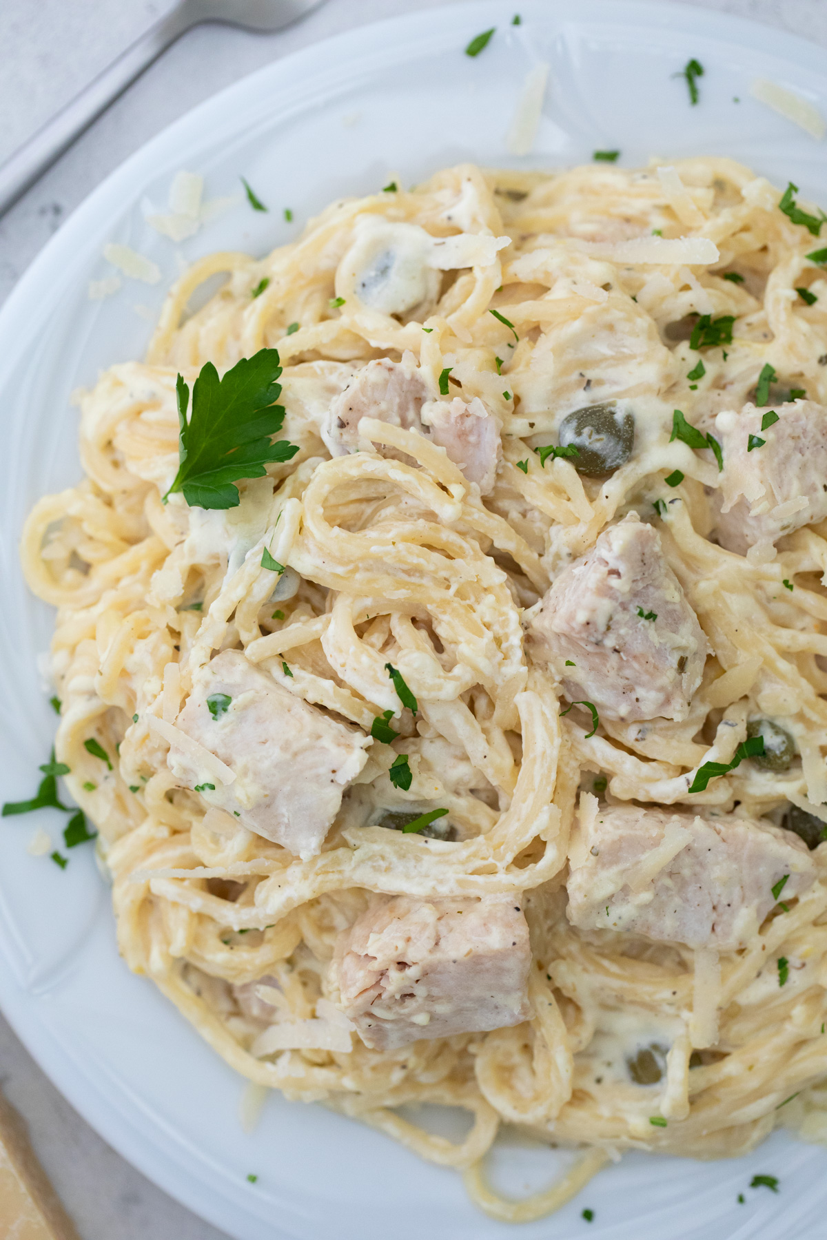 close up view of the finished instant pot chicken alfredo recipe