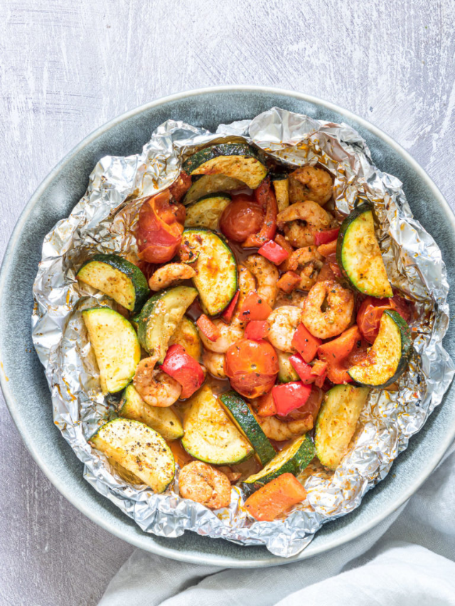 Shrimp Foil Packets With Zucchini