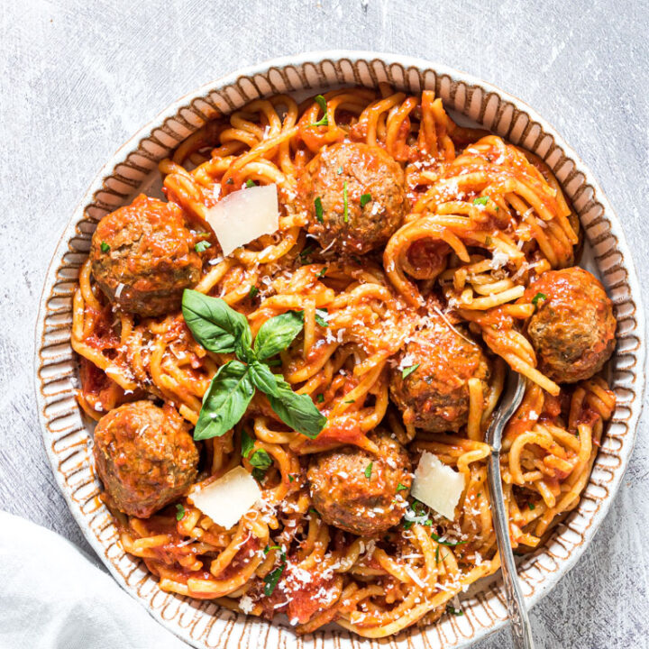 Crockpot Spaghetti And Meatballs - Recipes From A Pantry