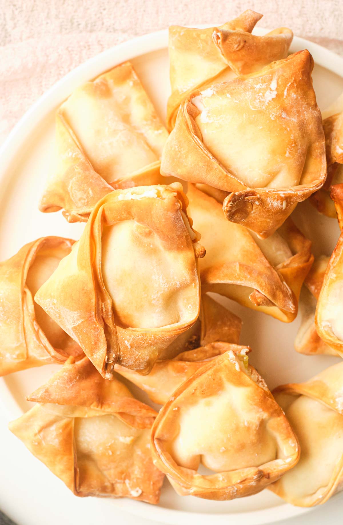 close up view of the completed air fryer wontons recipe