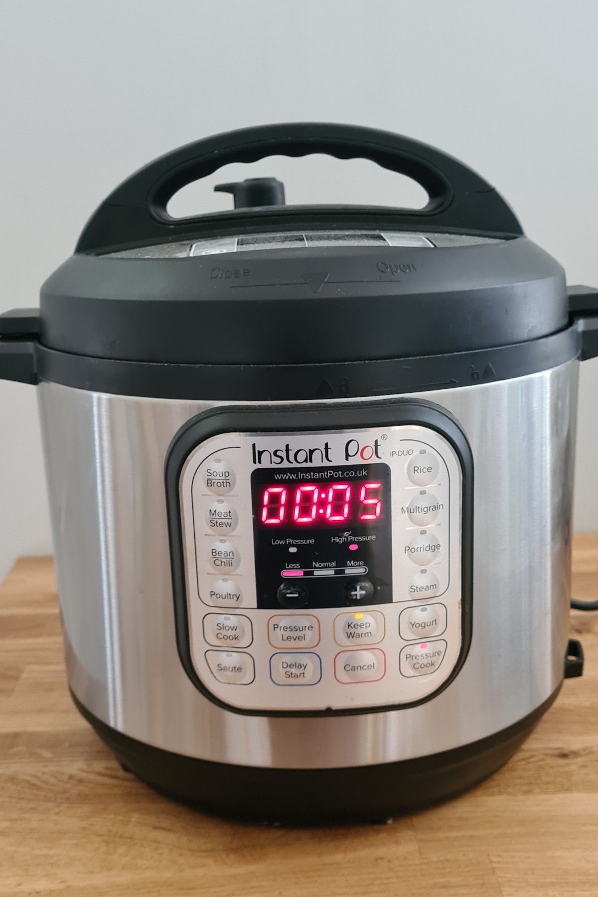 the front view of an instant pot setting panel for how to boil water in instant pot