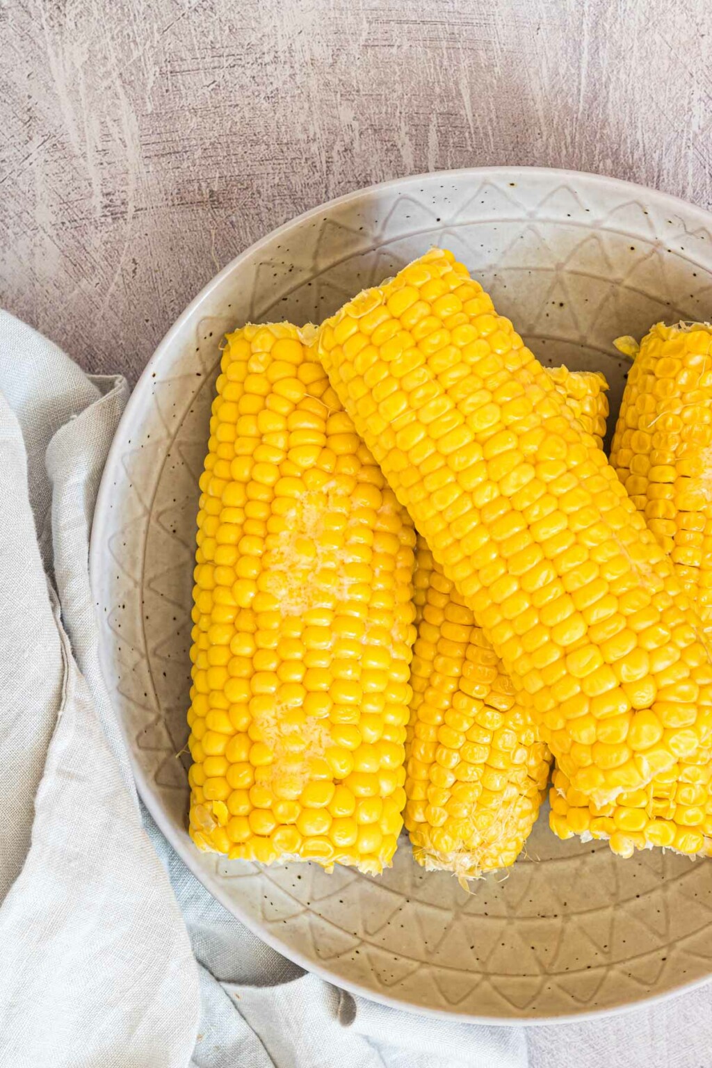 How To Microwave Corn On The Cob - Recipes From A Pantry