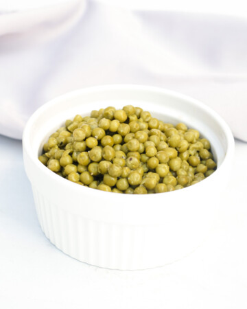 the finished product of the how to cook canned peas recipe