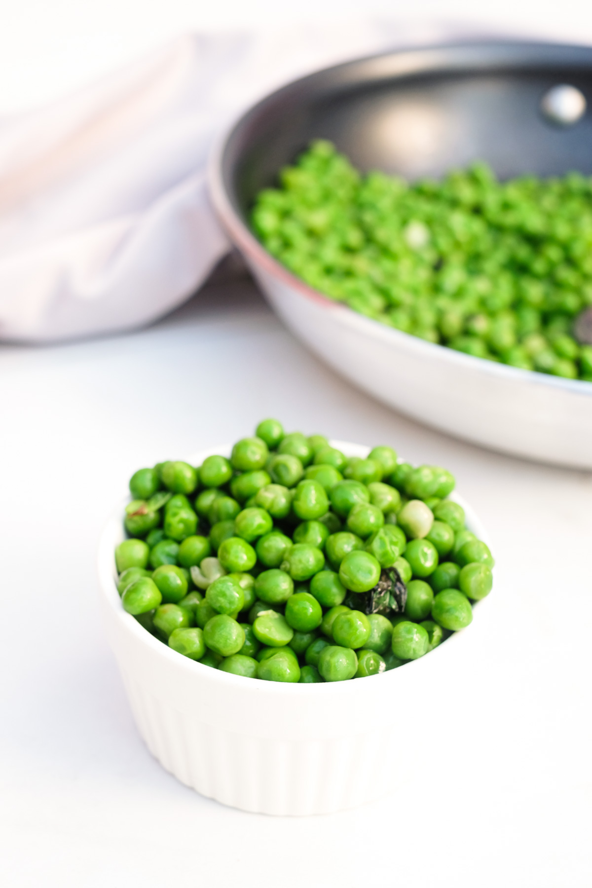 the completed how to cook frozen peas recipe