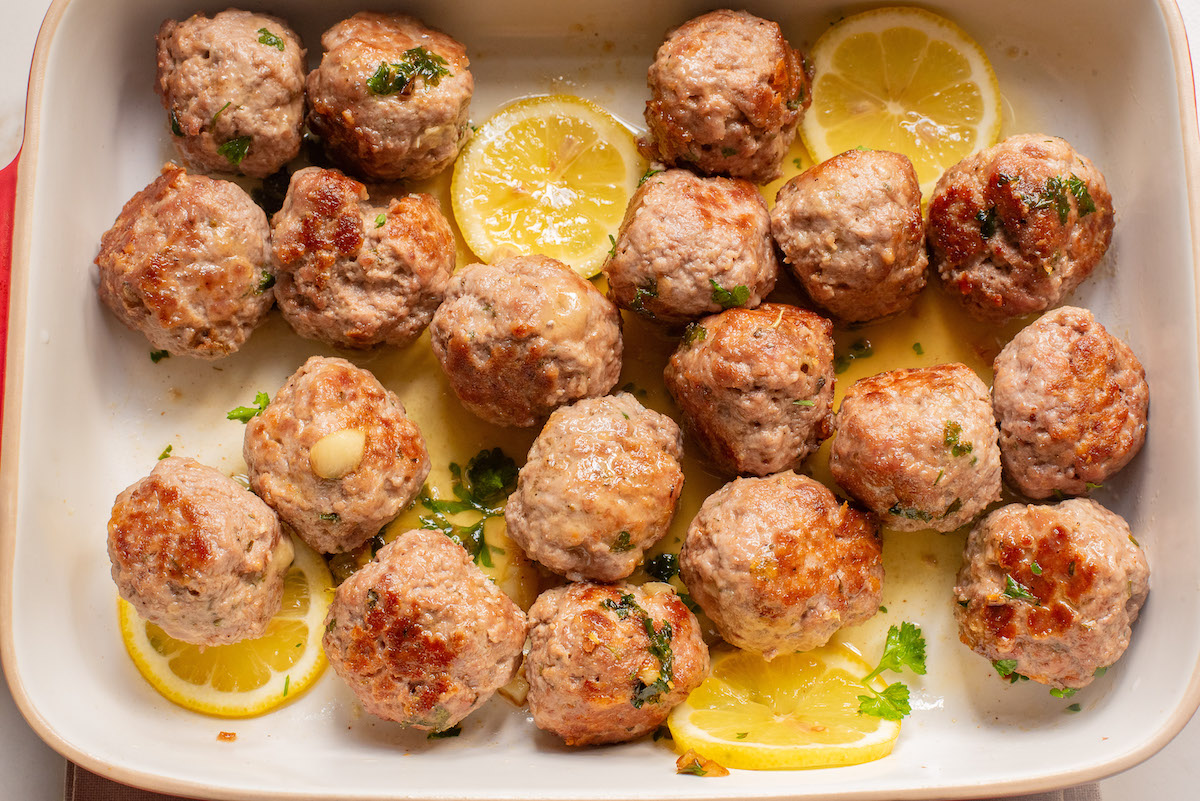 close up view of the completed baked turkey meatballs
